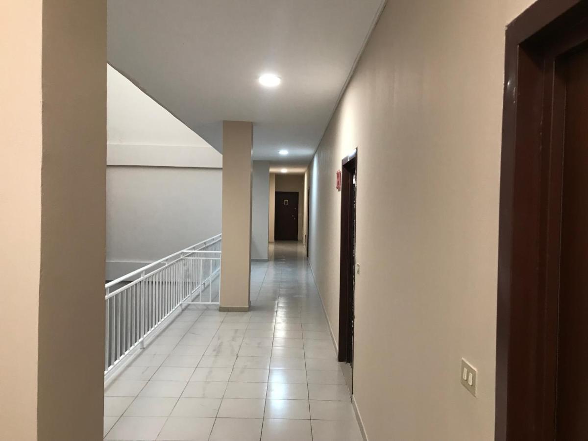 Apartament Sun Tower-Center Of Tirana Zewnętrze zdjęcie