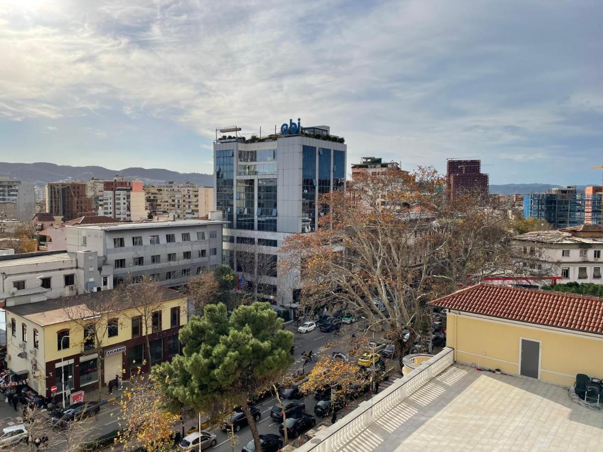 Apartament Sun Tower-Center Of Tirana Zewnętrze zdjęcie